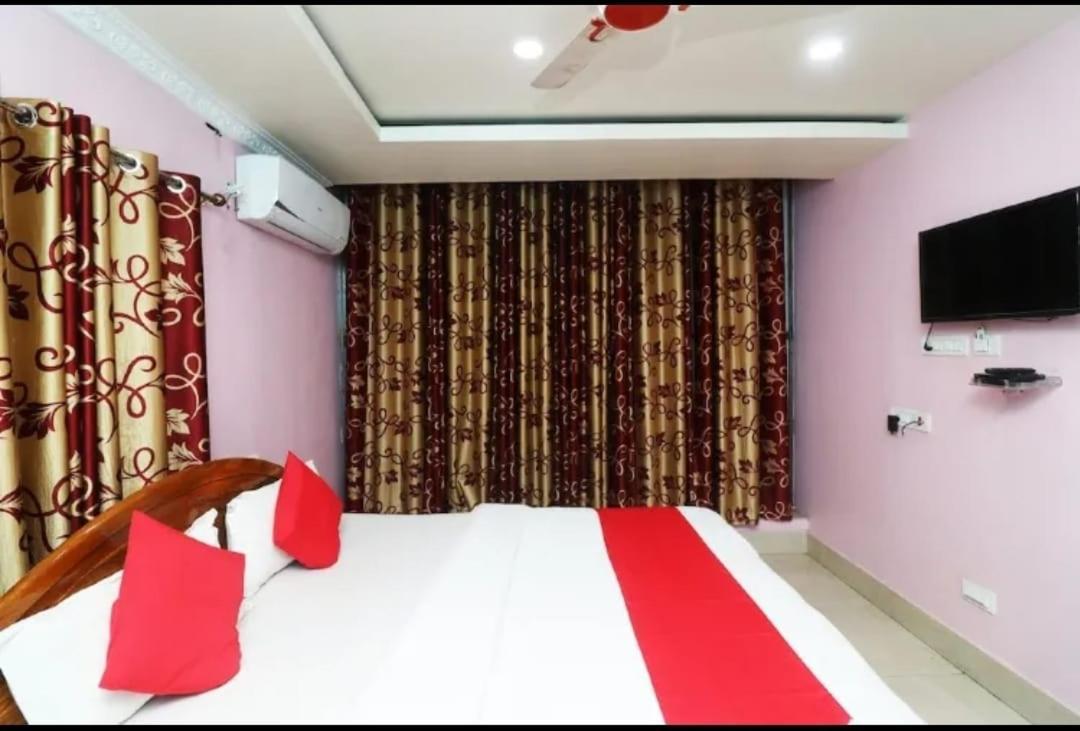 Hotel Ayush International Balasore 外观 照片